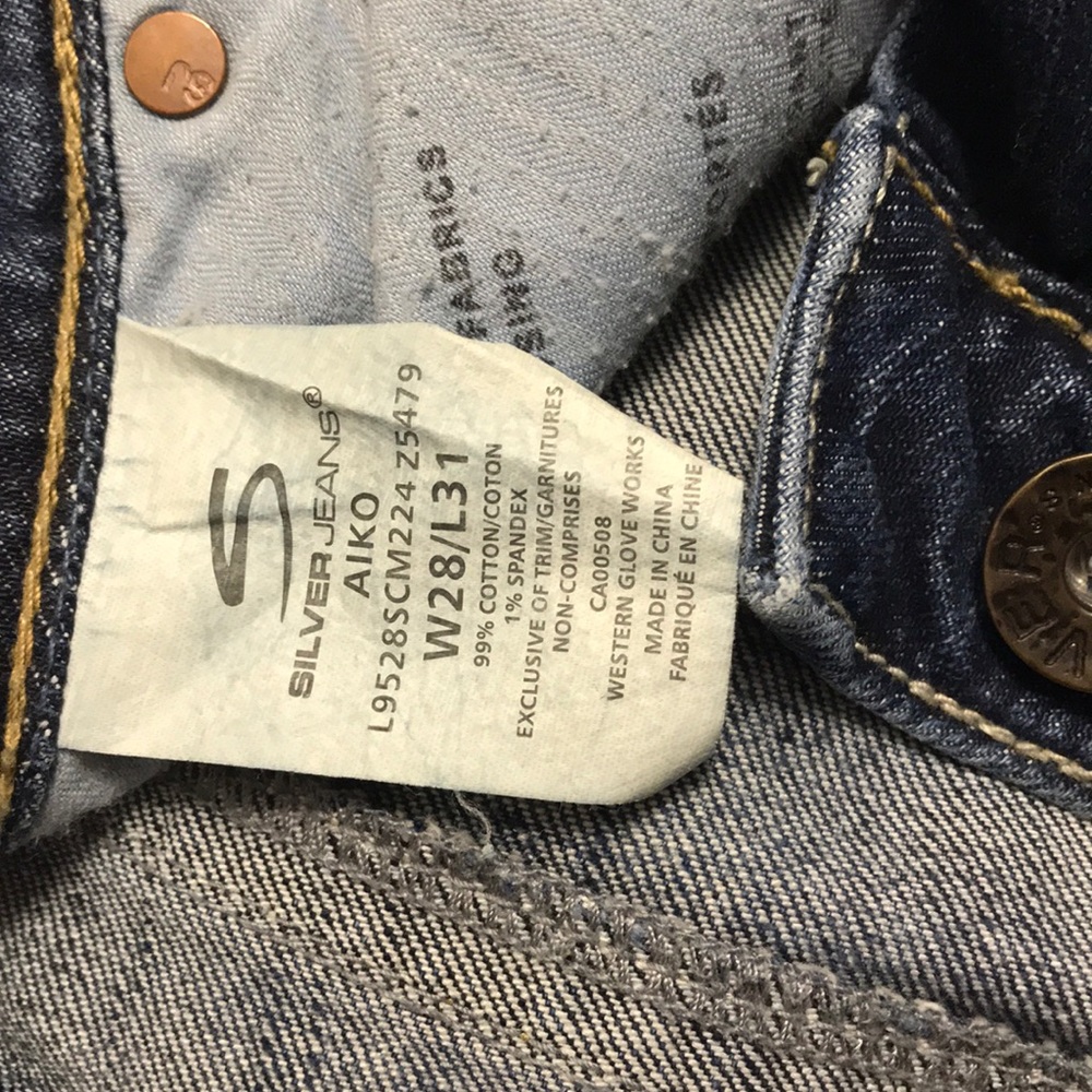 Silver Jeans - Picture 6 of 6